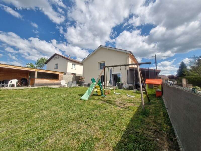 Maison à UNIEUX