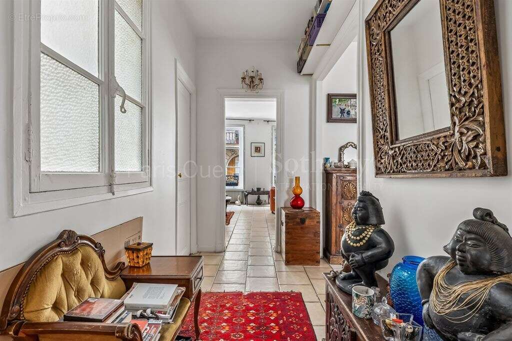 Appartement à PARIS-8E