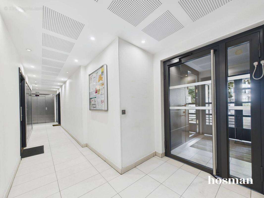 Appartement à LES LILAS