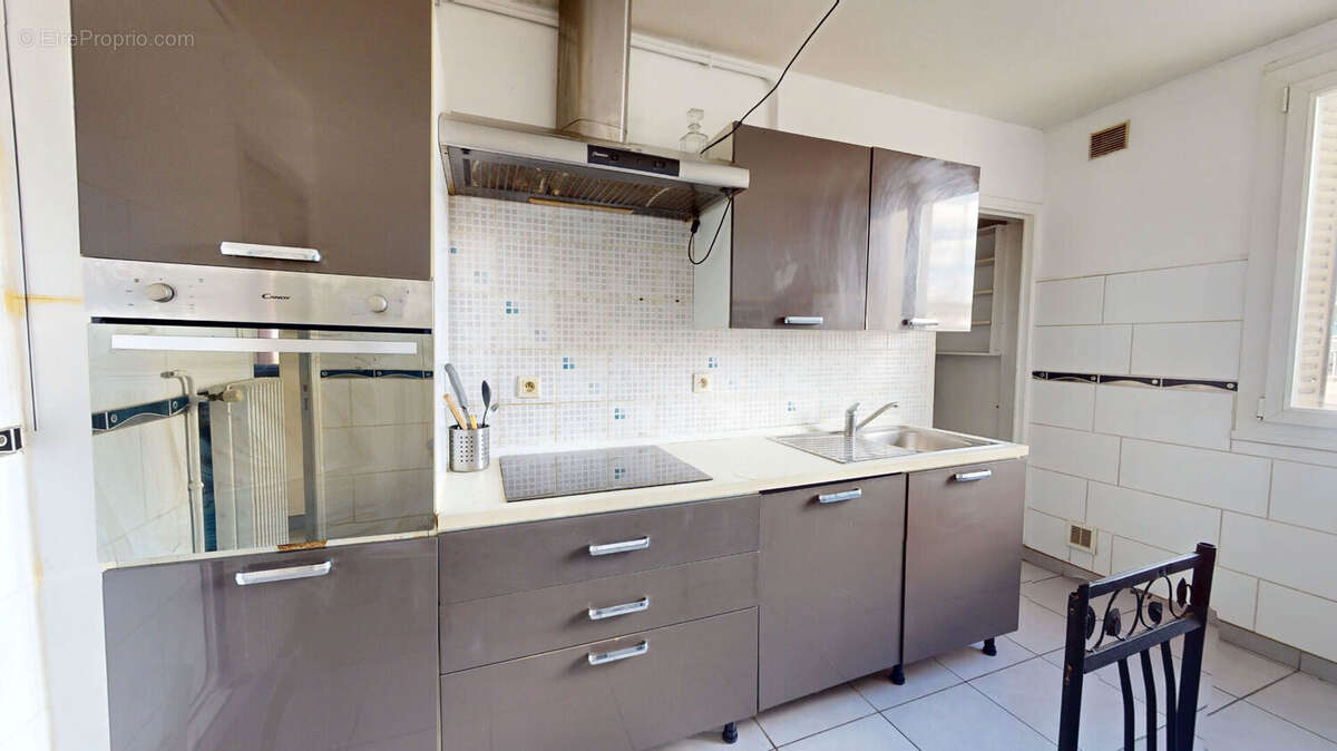 Appartement 4 pièces de 67 m2 - Grenoble - photo 11