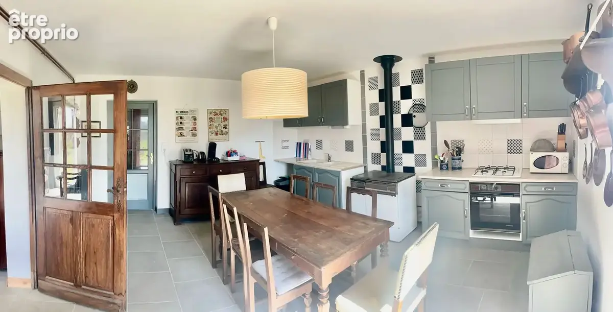 Maison 15 pièces 350 m² à vendre à Luxeuil-Les-Bains (70300) - photo 5