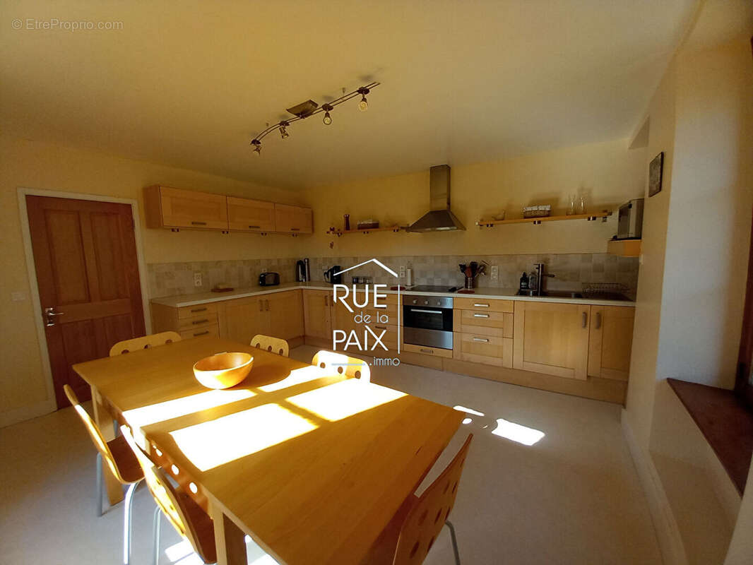 Maison à SAINT-LOUP-LAMAIRE