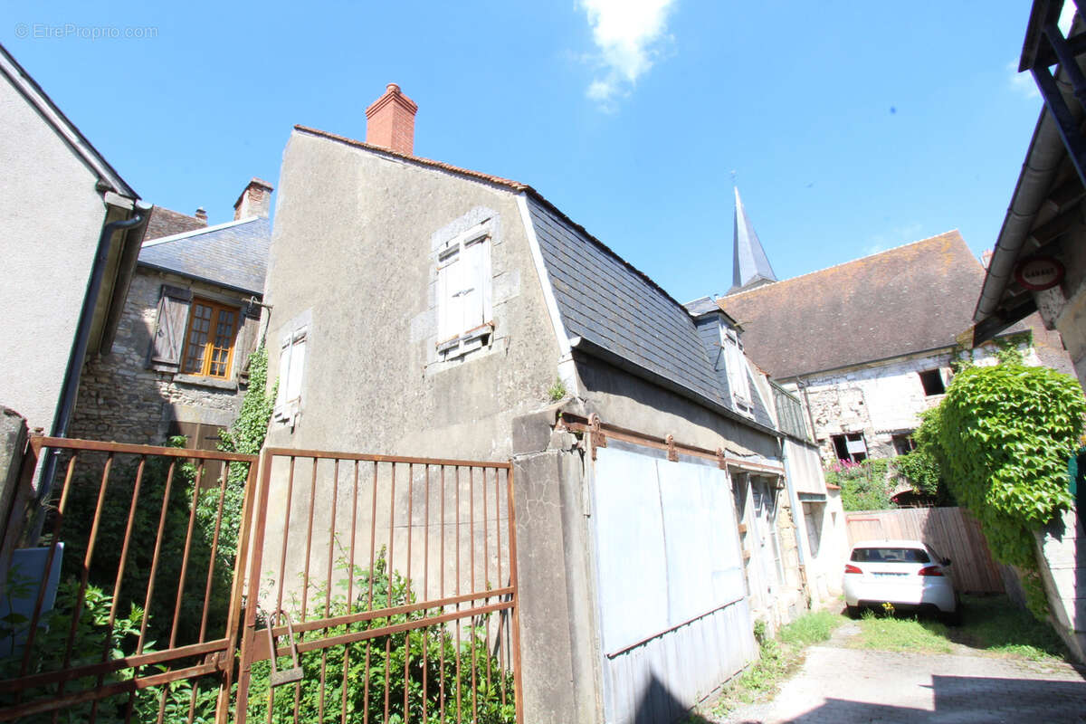 Maison à LA CHARITE-SUR-LOIRE