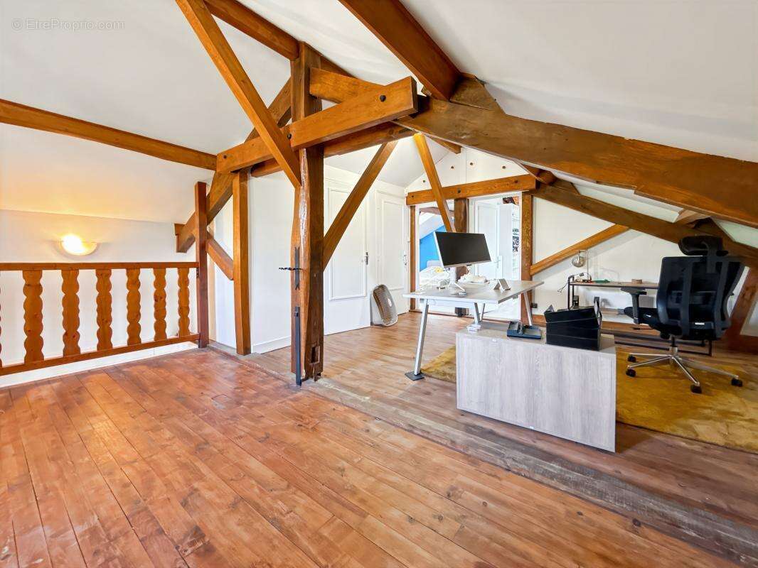  À VENDRE – DOUZILLAC (24190) Maison rénovée avec piscine – 156 m² habitables – Terrain clos de 1 326 m² – 195 000€ FAI - photo 20