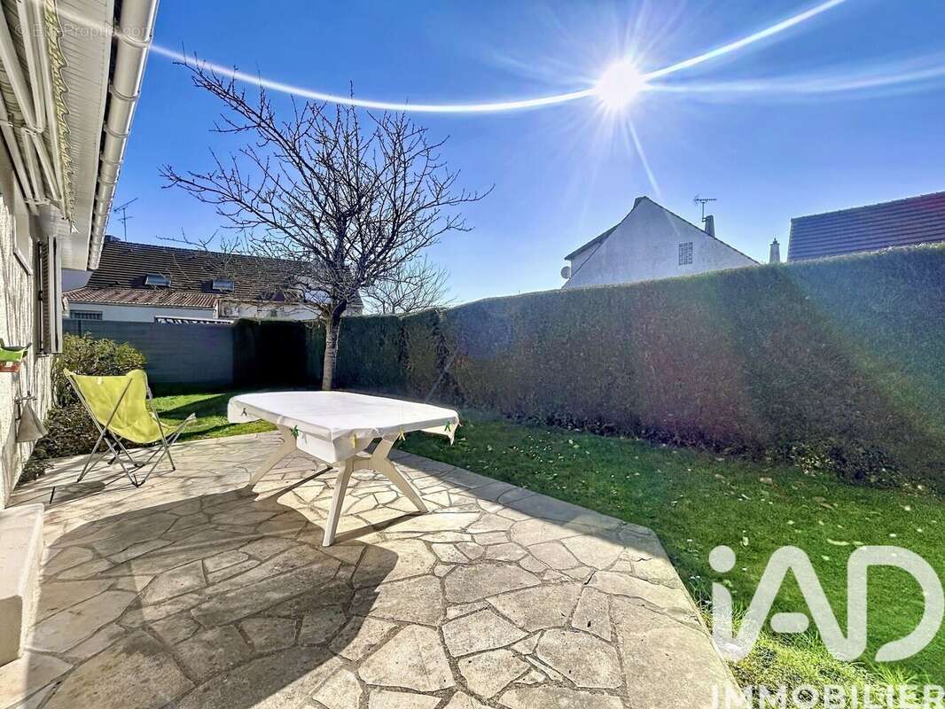 Photo 4 - Maison à FAVIERES
