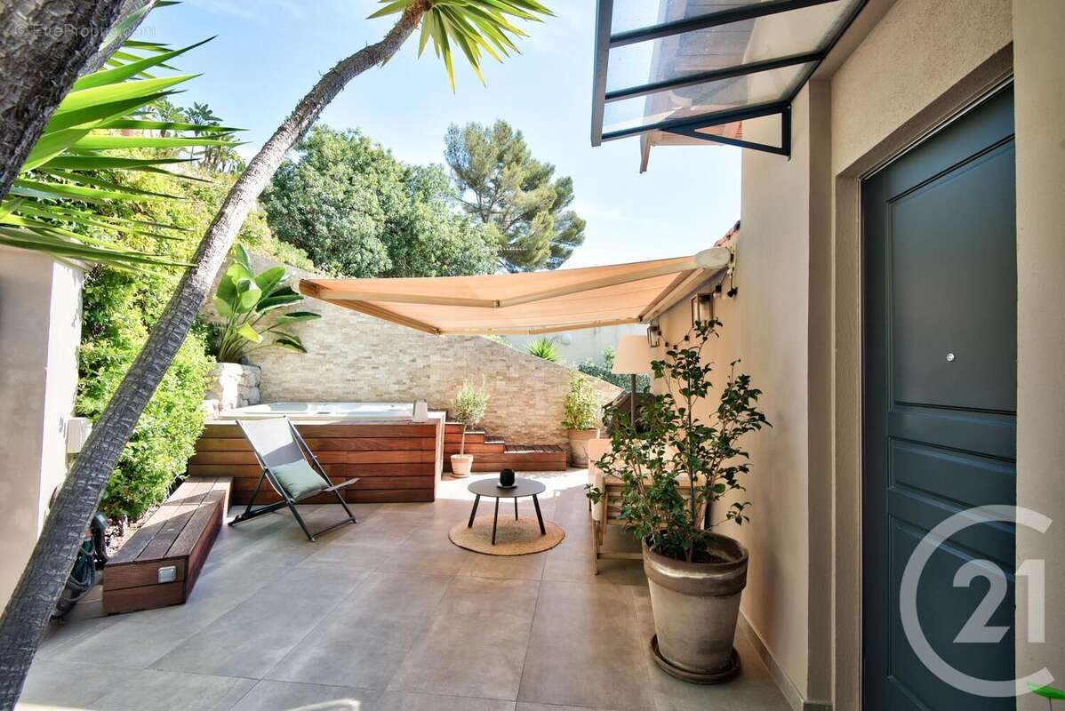 Appartement à VILLEFRANCHE-SUR-MER