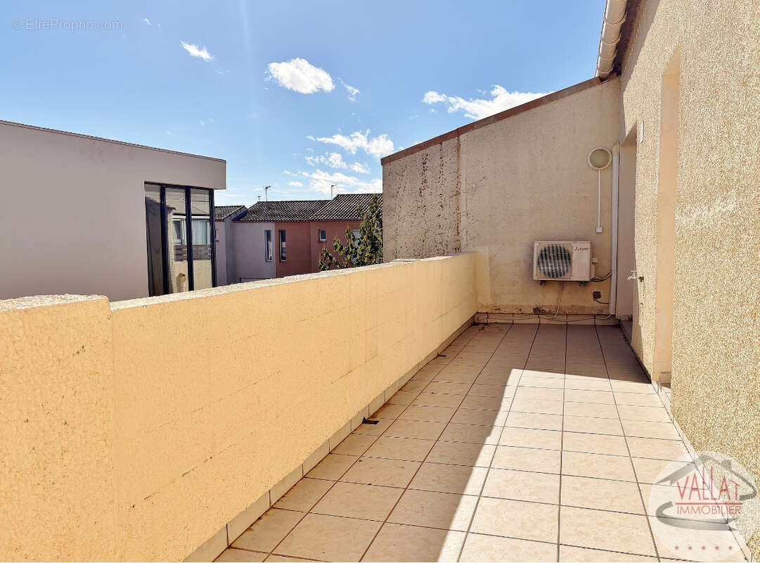 Appartement avec jardin et terrasse proches de toutes les commodités ! - photo 10