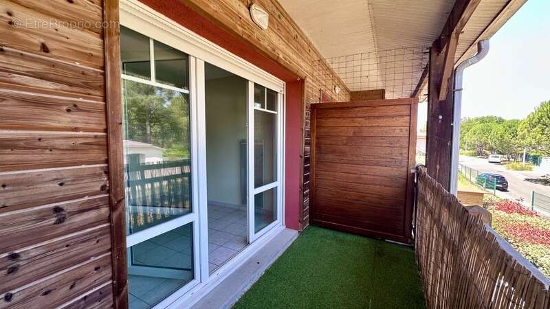 Appartement à vendre 2 pièces SAINT JEAN D'ILLAC (33) - photo 2