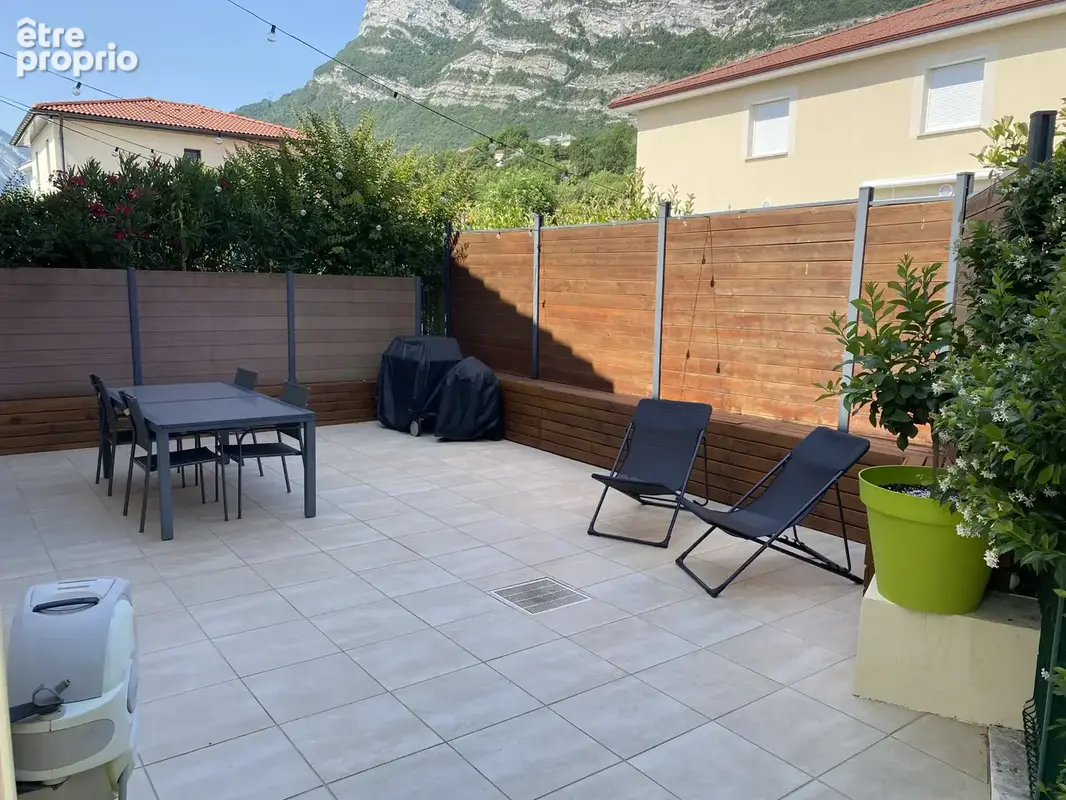 VARCES Allière et Risset, MAISON mitoyenne - photo 2