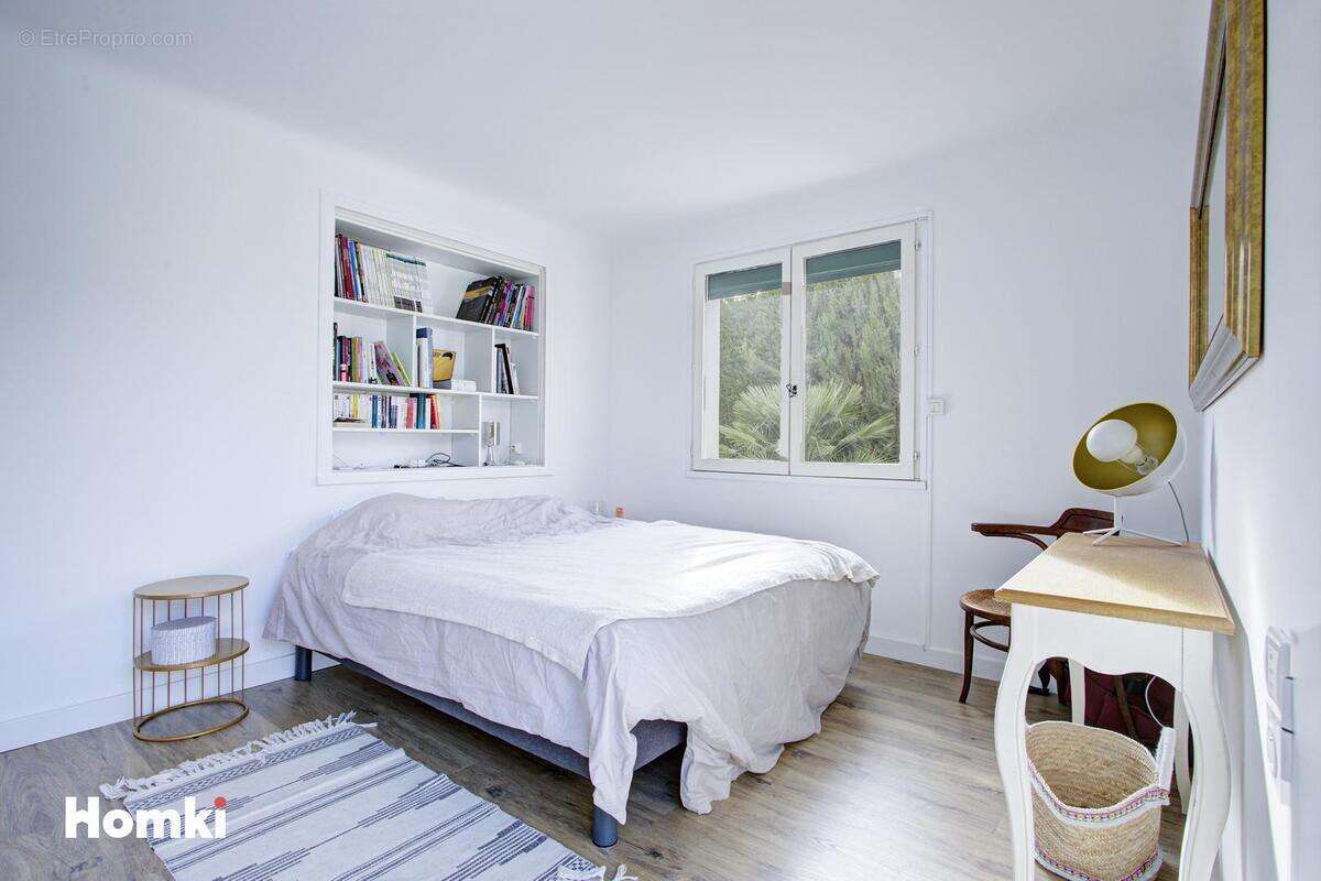 Maison à SAINT-ESTEVE