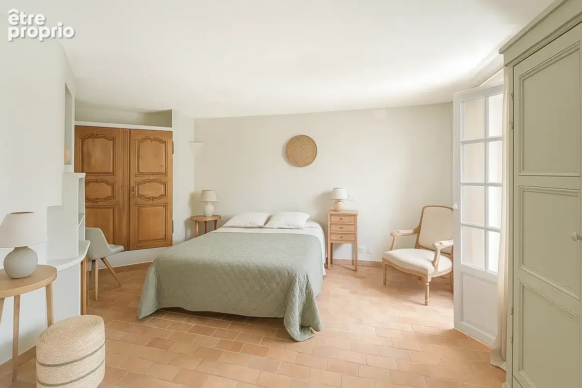 Vence sud - villa provencale de 7 pieces principales - photo 13