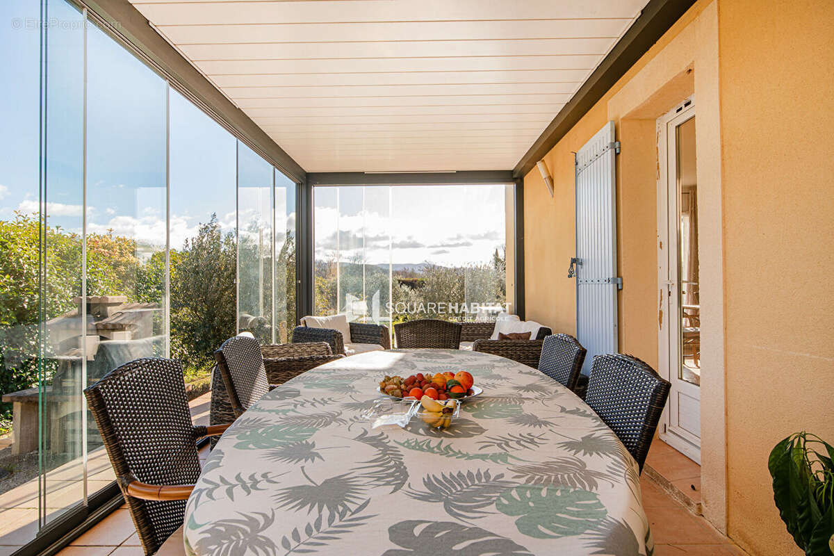 Maison à SAINT-SATURNIN-LES-APT