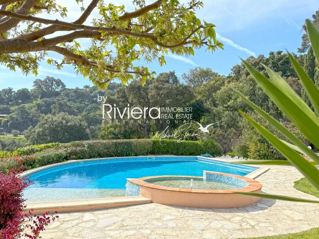 Maison à CAVALAIRE-SUR-MER