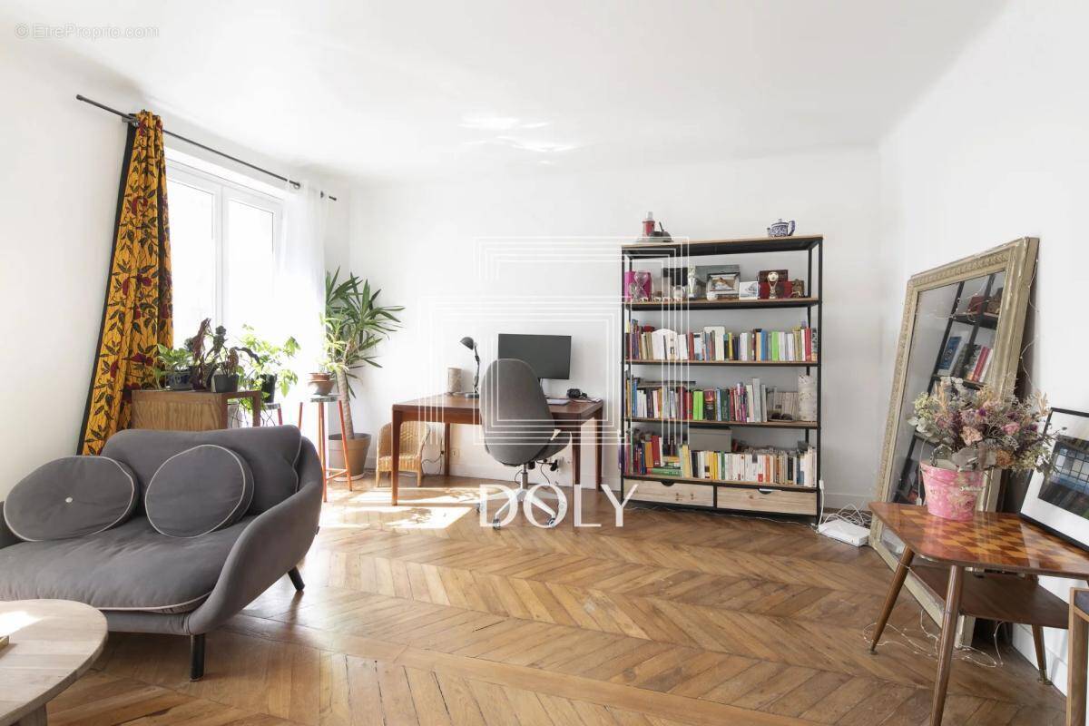 Appartement à NEUILLY-SUR-SEINE