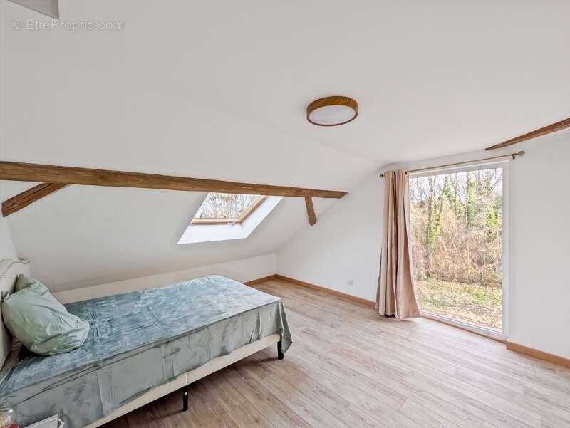 Maison à SAINT-PAUL-EN-CHABLAIS