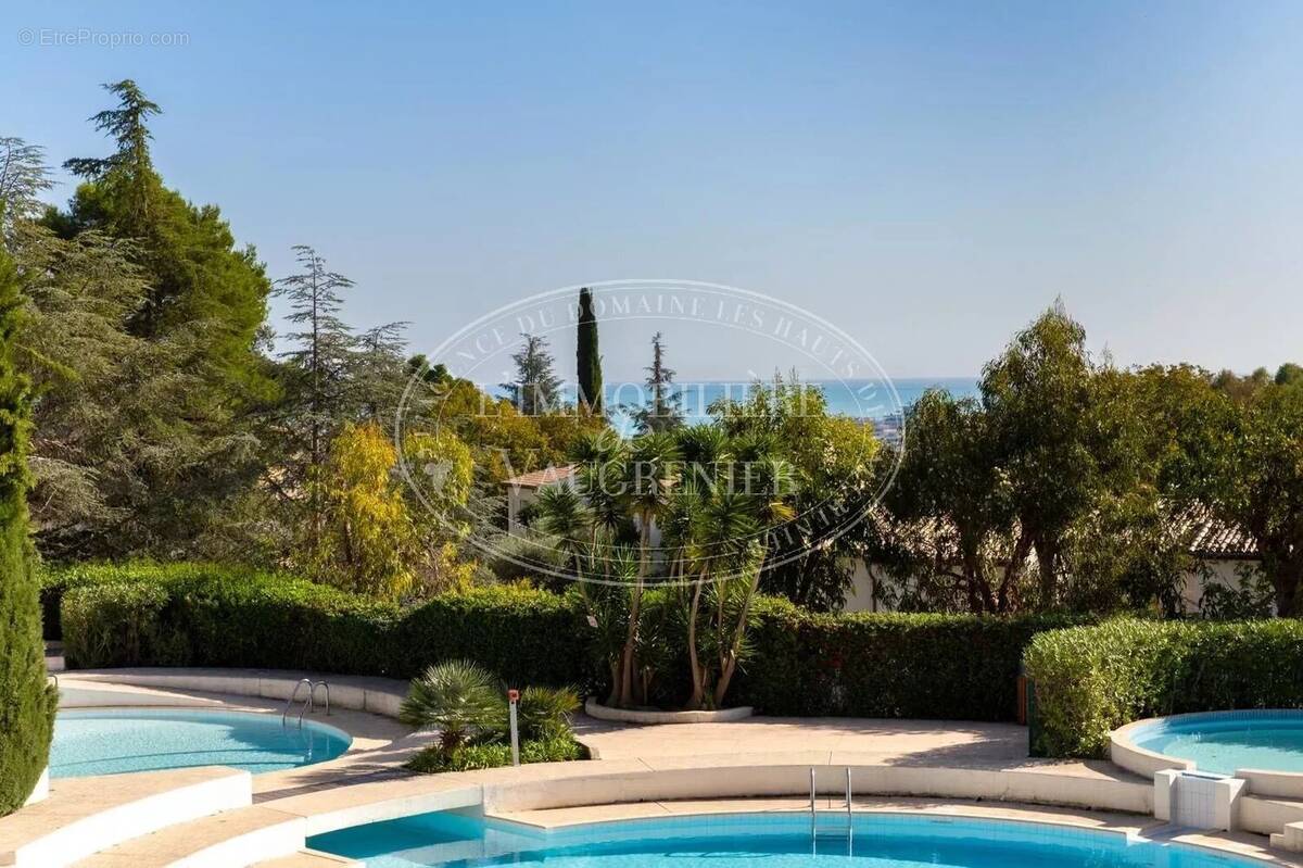 Appartement à VILLENEUVE-LOUBET