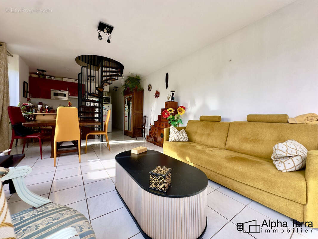 Appartement à HEROUVILLE-SAINT-CLAIR