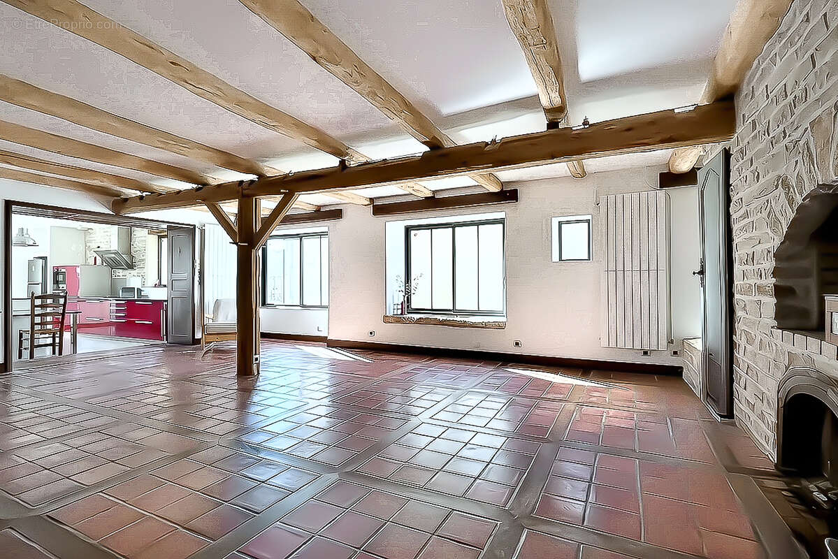 Maison à SAINTE-SOULLE
