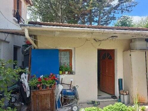 Appartement à LE BLANC-MESNIL