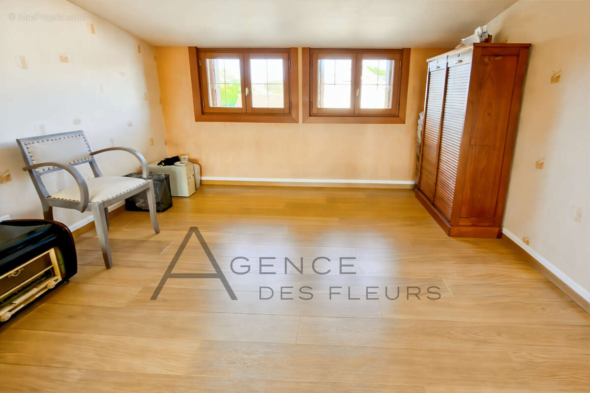 Maison Saint Aubin Les Elbeuf 87 m2 - photo 10
