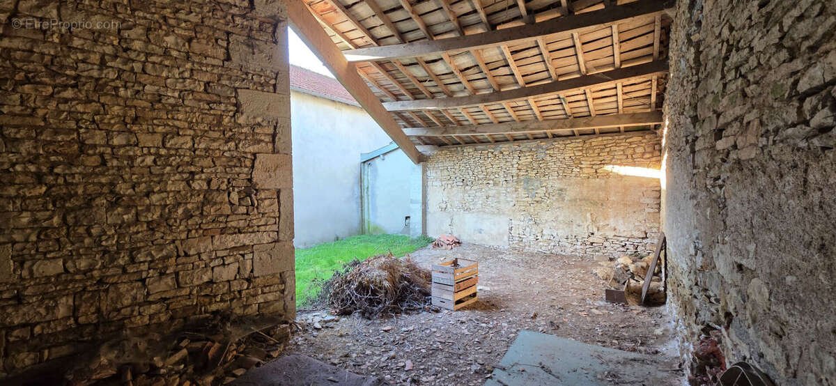 Maison à SAINT-CLAUD