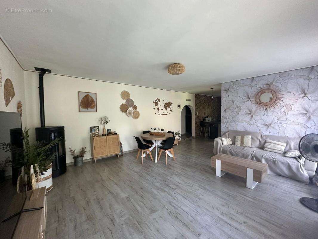 Maison à SIX-FOURS-LES-PLAGES