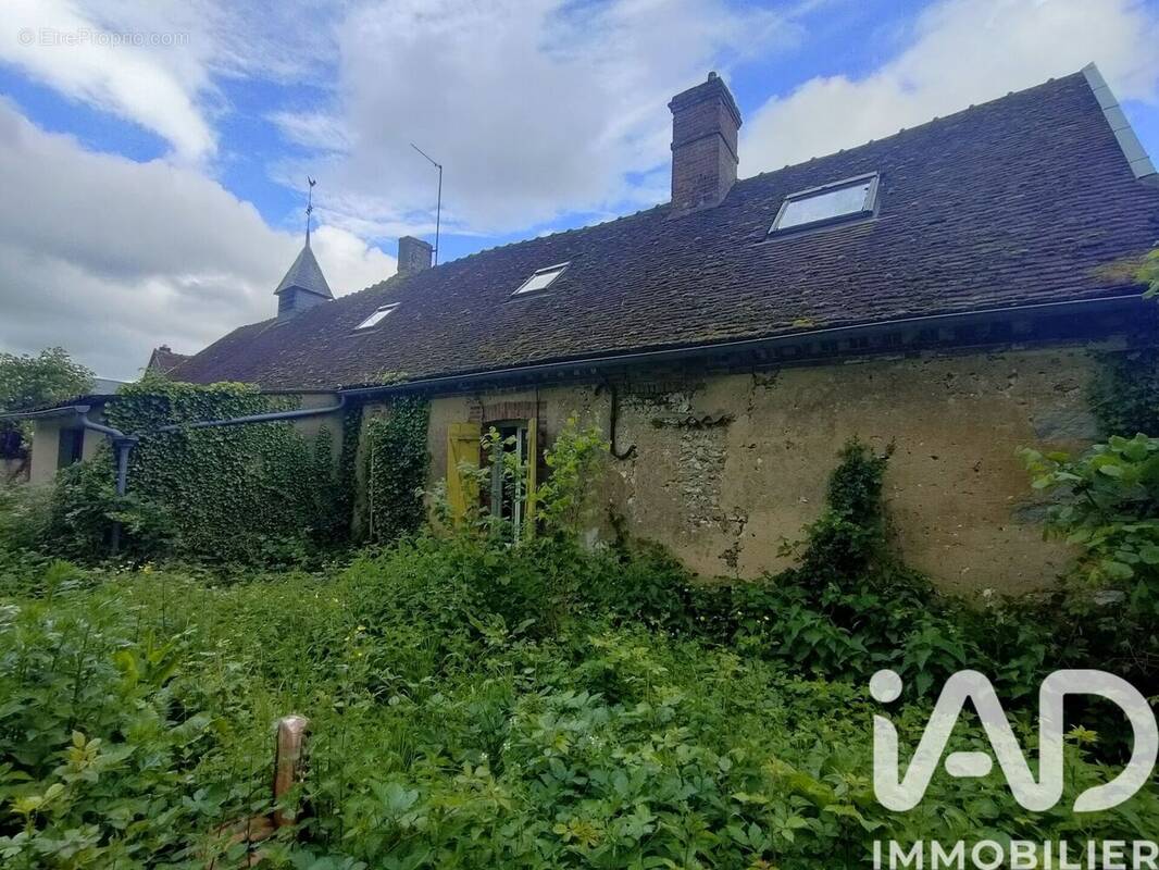 Photo 1 - Maison à LES CLERIMOIS