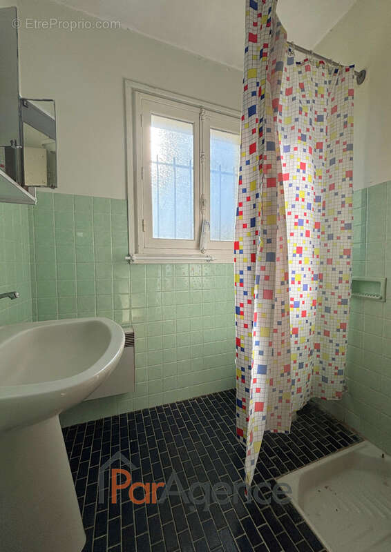 Maison à VAUX-SUR-MER