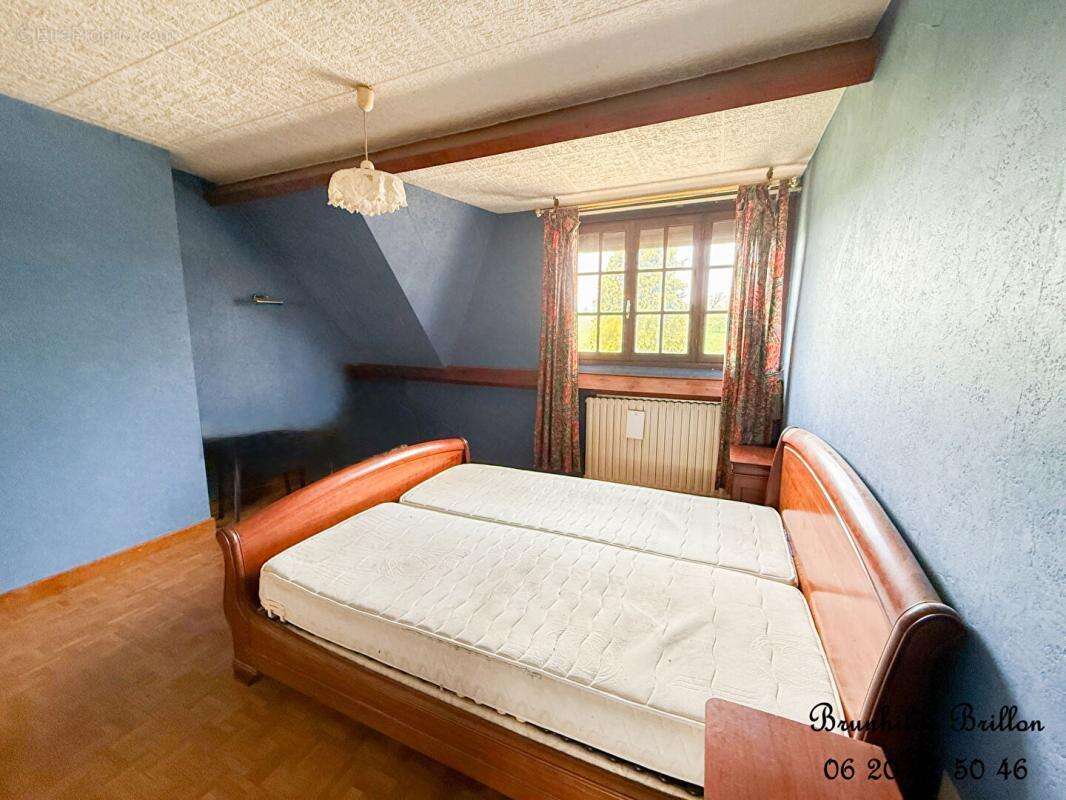 Maison à FAMPOUX