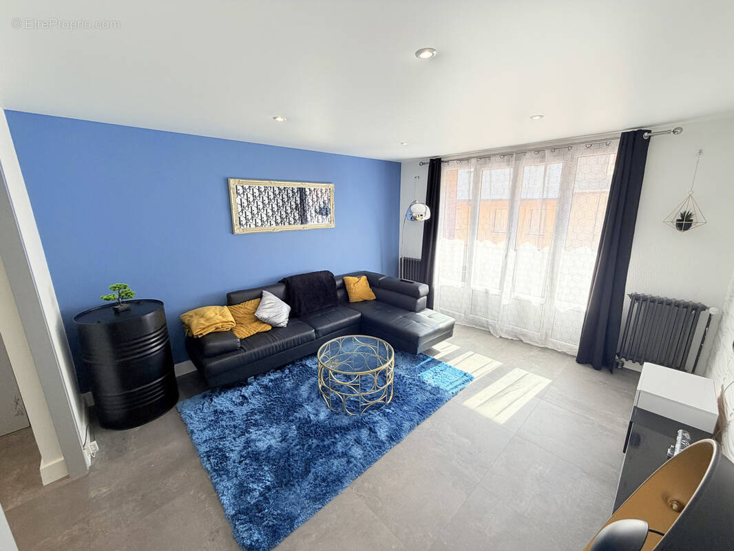 Appartement à SAINT-JEAN-DE-MAURIENNE