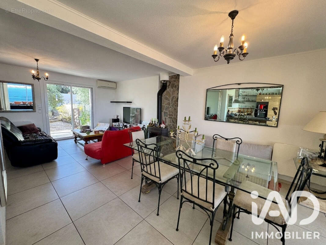 Maison 108 m² à Port-Vendres  - photo 2