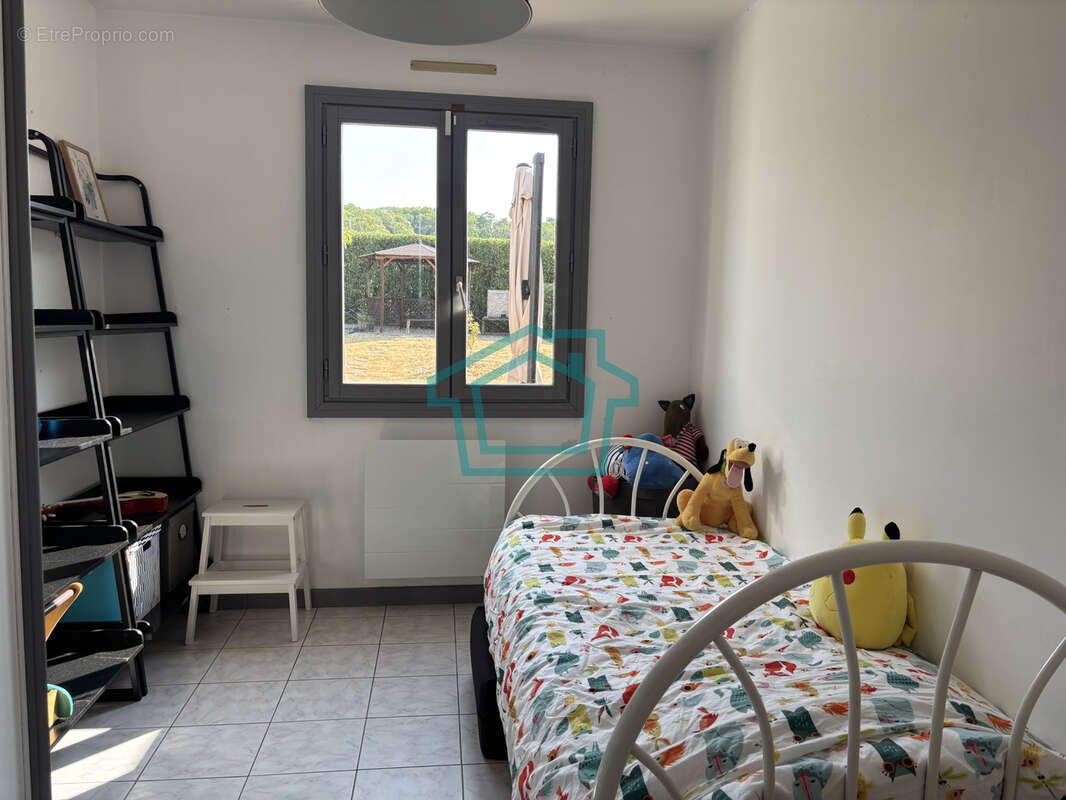 Maison de plain pied - 3 chambres - entre thoiry et septeuil - photo 12