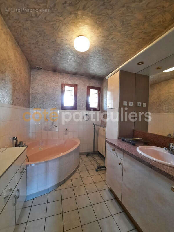 Maison à PETIT-NOIR