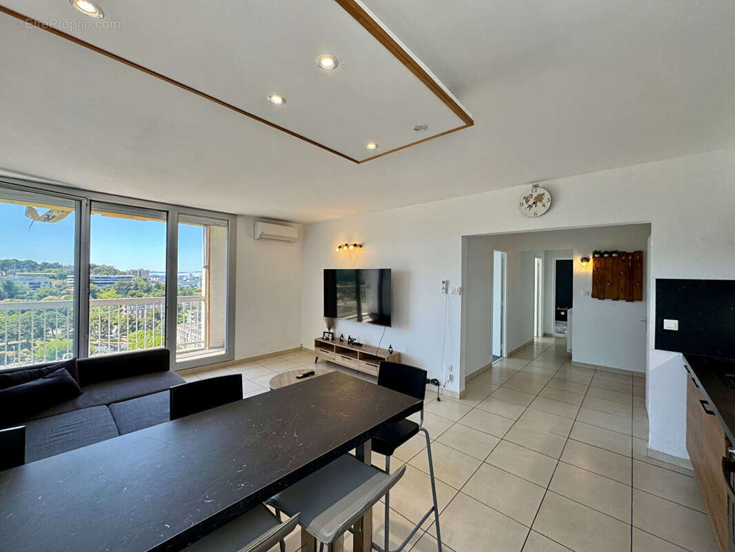 Appartement à MARSEILLE-13E
