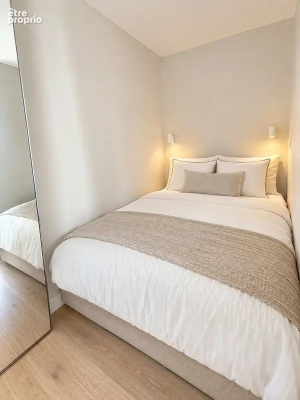 Paris 9e -  34 rue  claude rodier - 2 pieces -  lumineux au 5e étage - photo 2