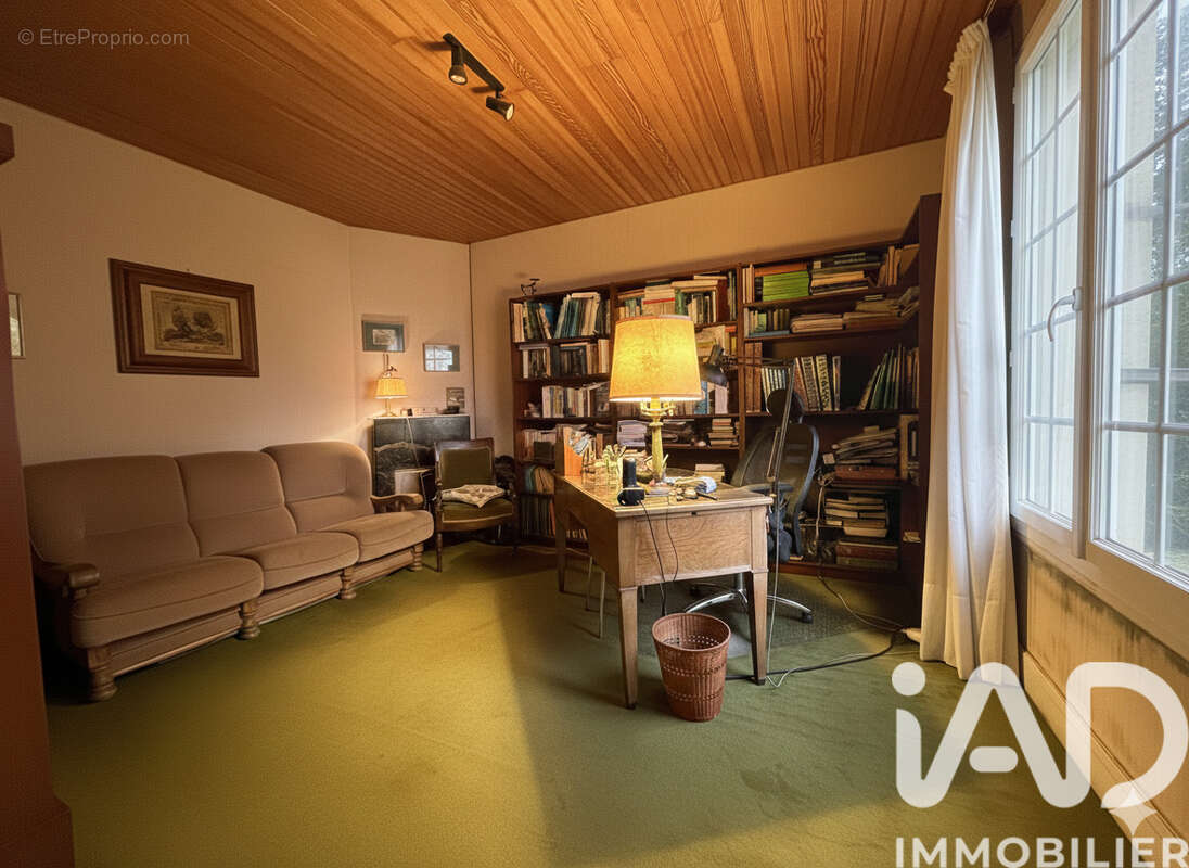 Photo 6 - Maison à LES CLAYES-SOUS-BOIS