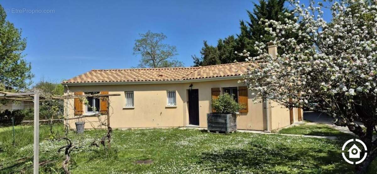 Maison à SAINTE-SEVERE