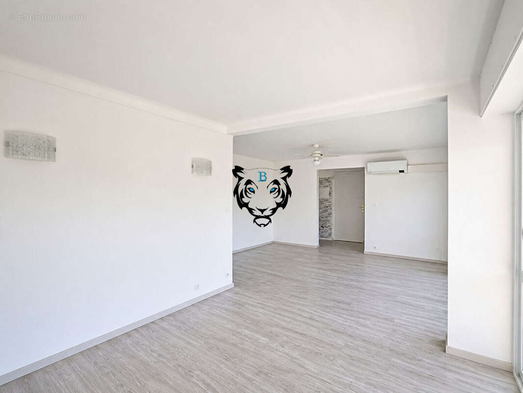 Appartement à FREJUS