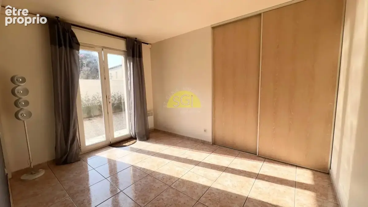 Appartement Climatisé en RDC avec extérieur - photo 10