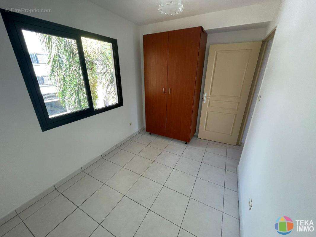 Fabien TEKA IMMO  vous propose à la providence ( St Denis) , à 2 minutes du bd sud,  appartement T3, ile de la Réunion - photo 9