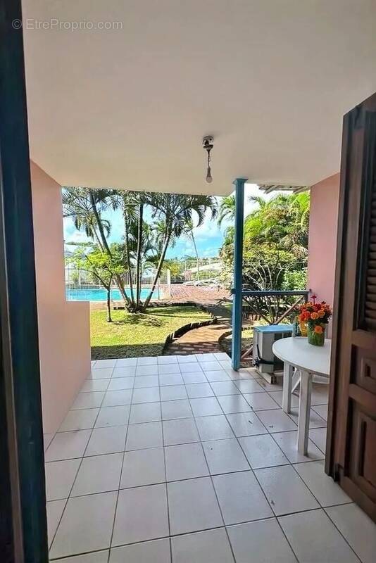 Appartement à SAINTE-ANNE