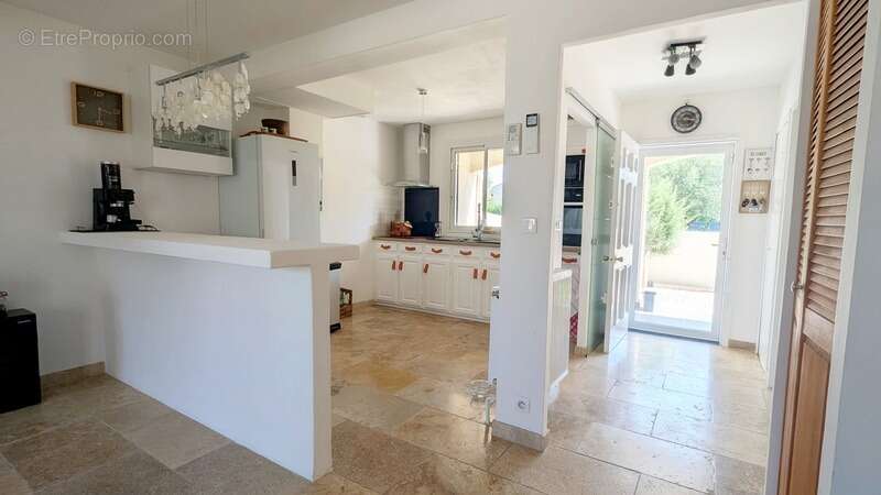 Maison à SAINT-MARTIN-DE-CRAU