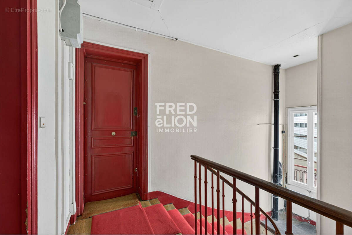 Appartement à PARIS-18E