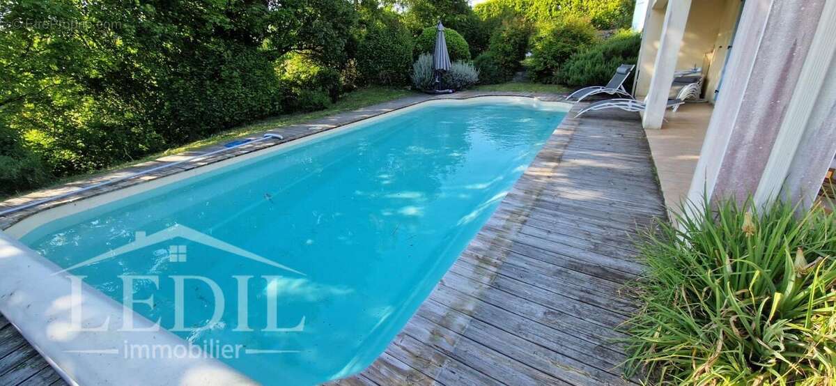 Maison à LARRESSINGLE