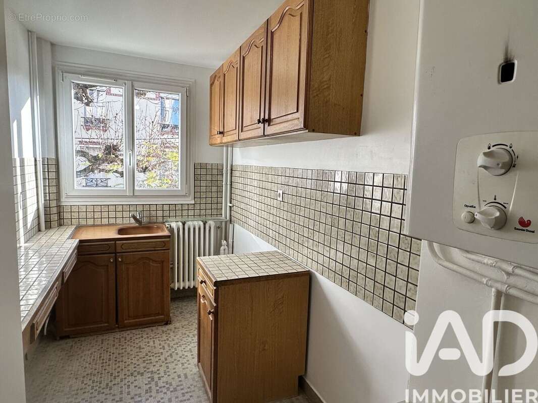 Photo 3 - Appartement à SAINT-MAUR-DES-FOSSES