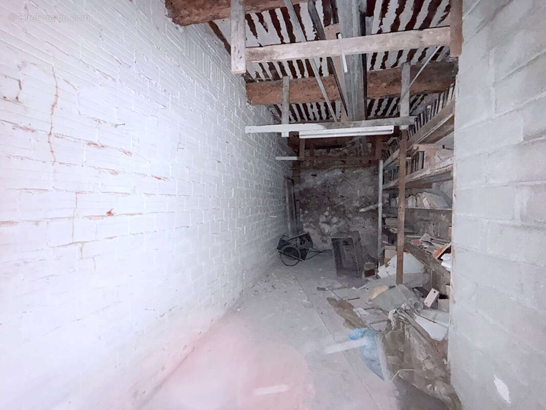 Atelier à rénover Beziers 69.46 m2 - photo 14