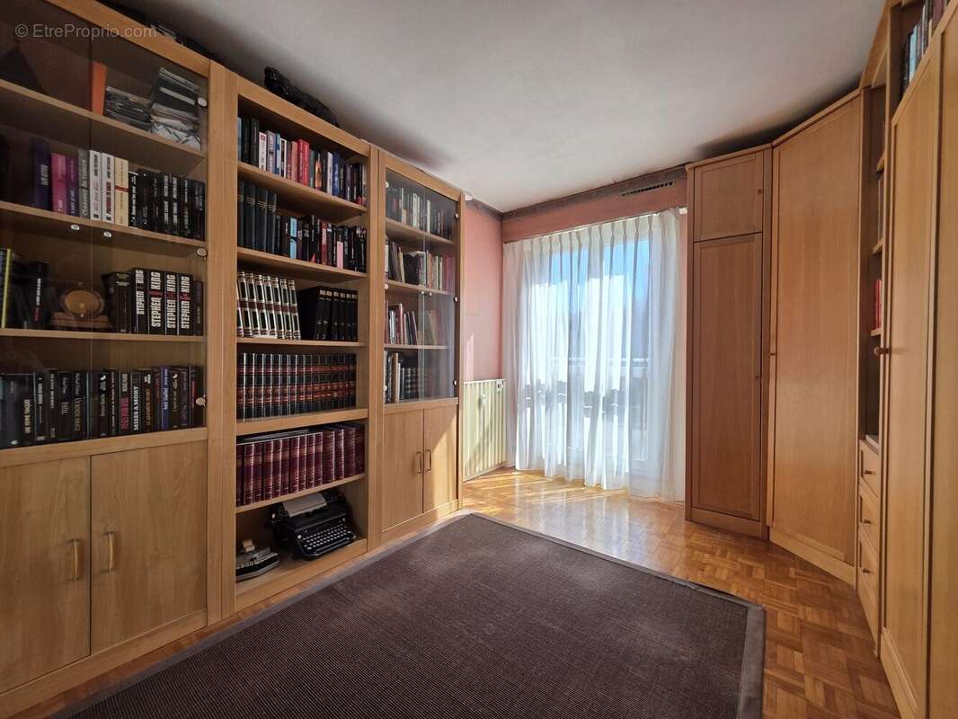 Appartement 72 m² à Dijon  - photo 8