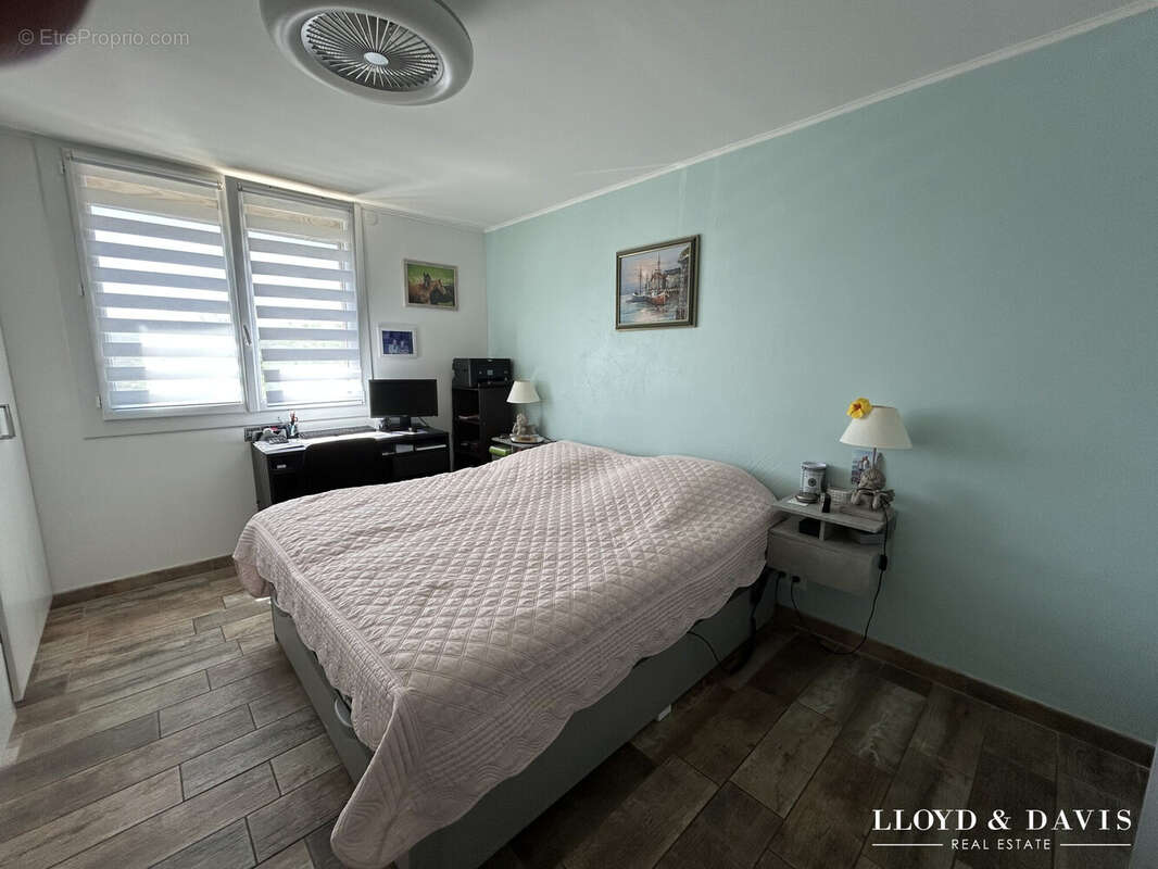 Appartement à BORMES-LES-MIMOSAS