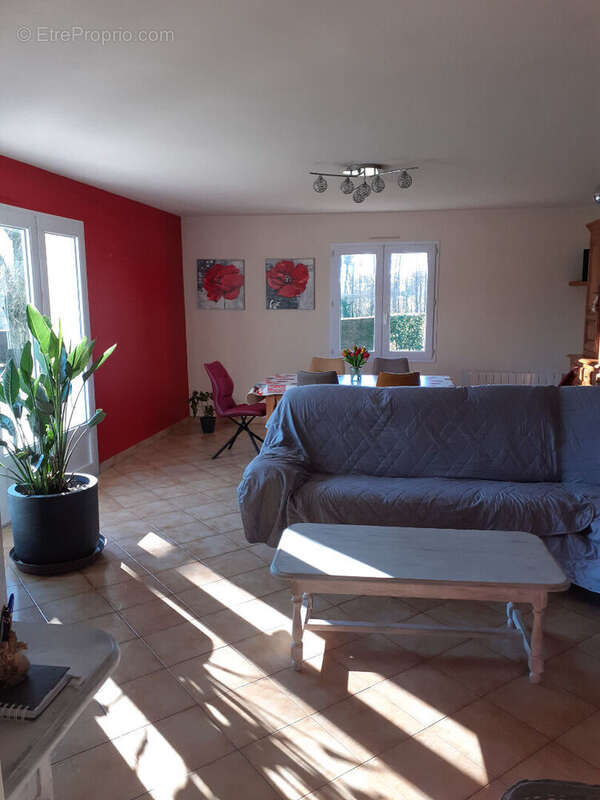 Maison à SAINT-AVAUGOURD-DES-LANDES