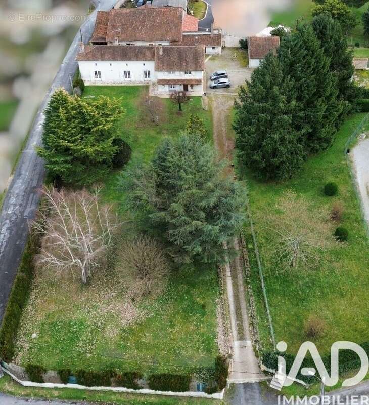 Photo 5 - Maison à LA ROCHEFOUCAULD